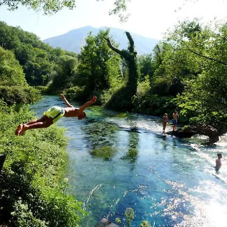 ゲストハウス Near Corfu Ferry *
